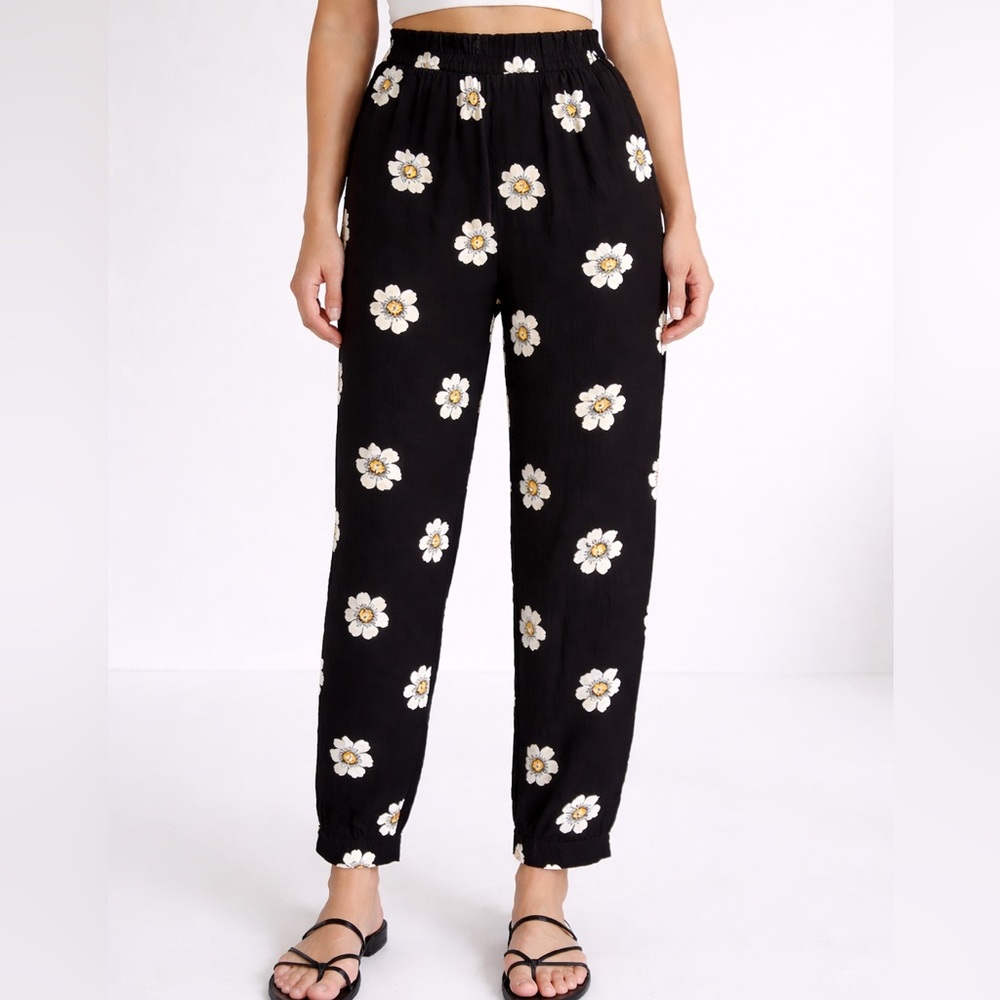 ZARA Trafaluc Floral Pants Black Daisy Print Elastic Waist Size S